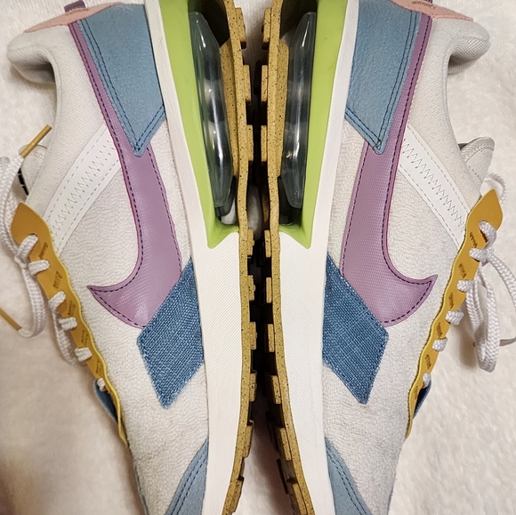 Nike Air Max Pre-Day SESun Club (Women's) Size 10 - Picture 4 of 6